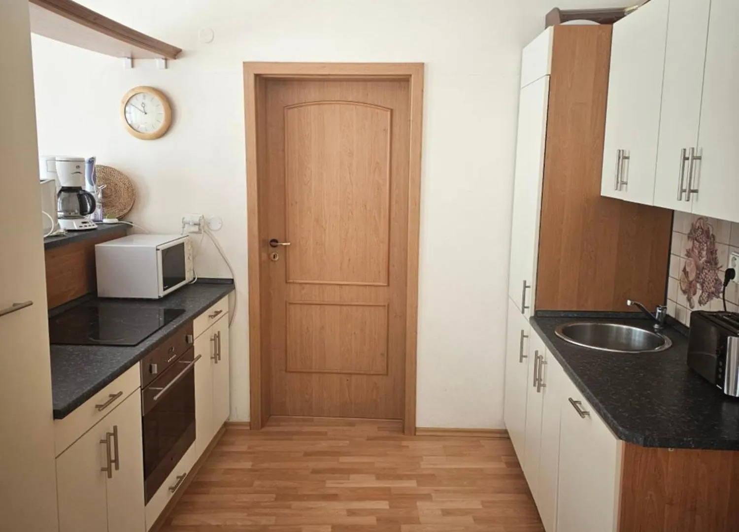 Holiday Apartments Bulharska 1 Карловы Вары Чехия