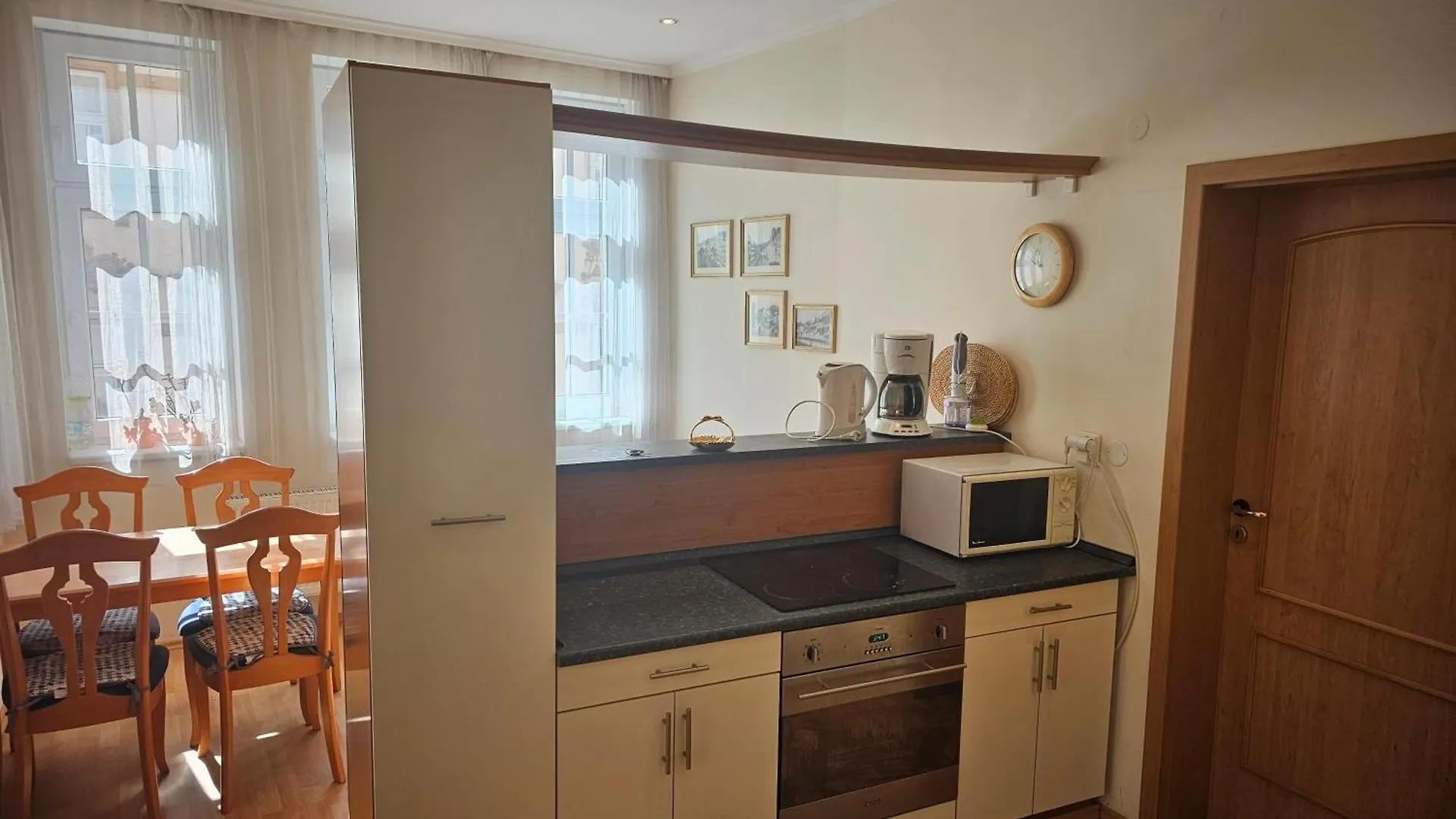 Holiday Apartments Bulharska 1 Карловы Вары Чехия